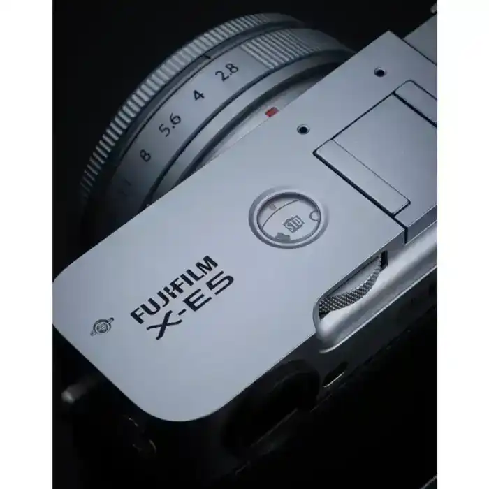 FUJIFILM X-E5 Noir + XF 23 mm f/2,8 R WR Touch and Try 2026-04 - Location